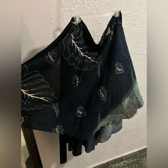 Flowy Double sided Wrap-around skirt/dress - Picture 2 of 3